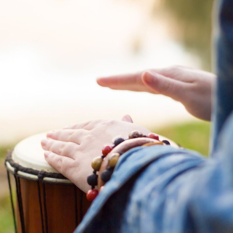 Djembe-workshop-teambuilding-personeelsuitje-groningen-leeuwarden-uitje-urbanheart